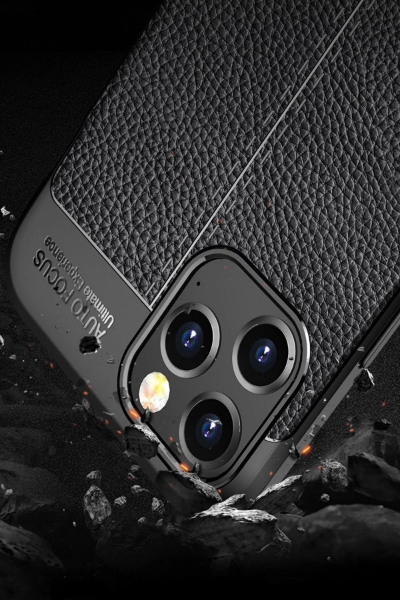 Newface iPhone 12 Pro Max Kılıf Auto Focus Kapak - Siyah resmi